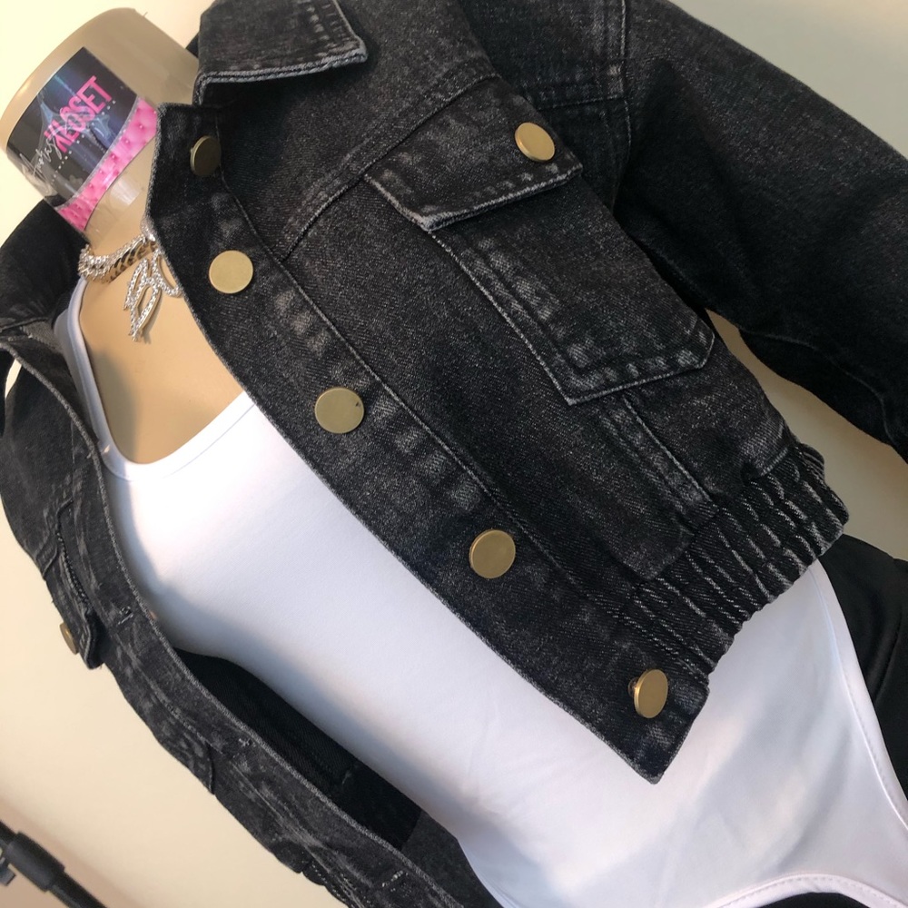 Denim cropped jacket